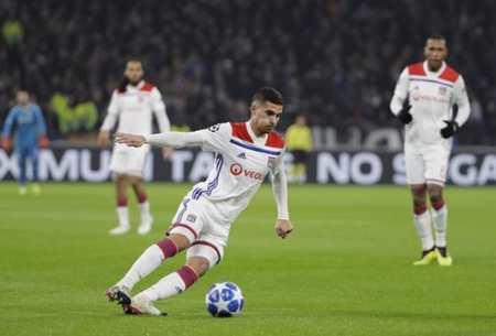 他通过巧妙 他通过巧妙